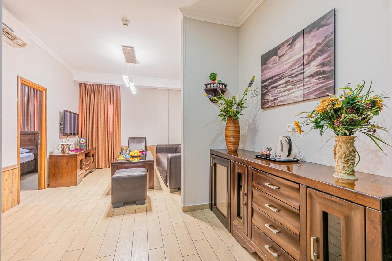 Hotel House Rishon LeZion Eksteriør billede