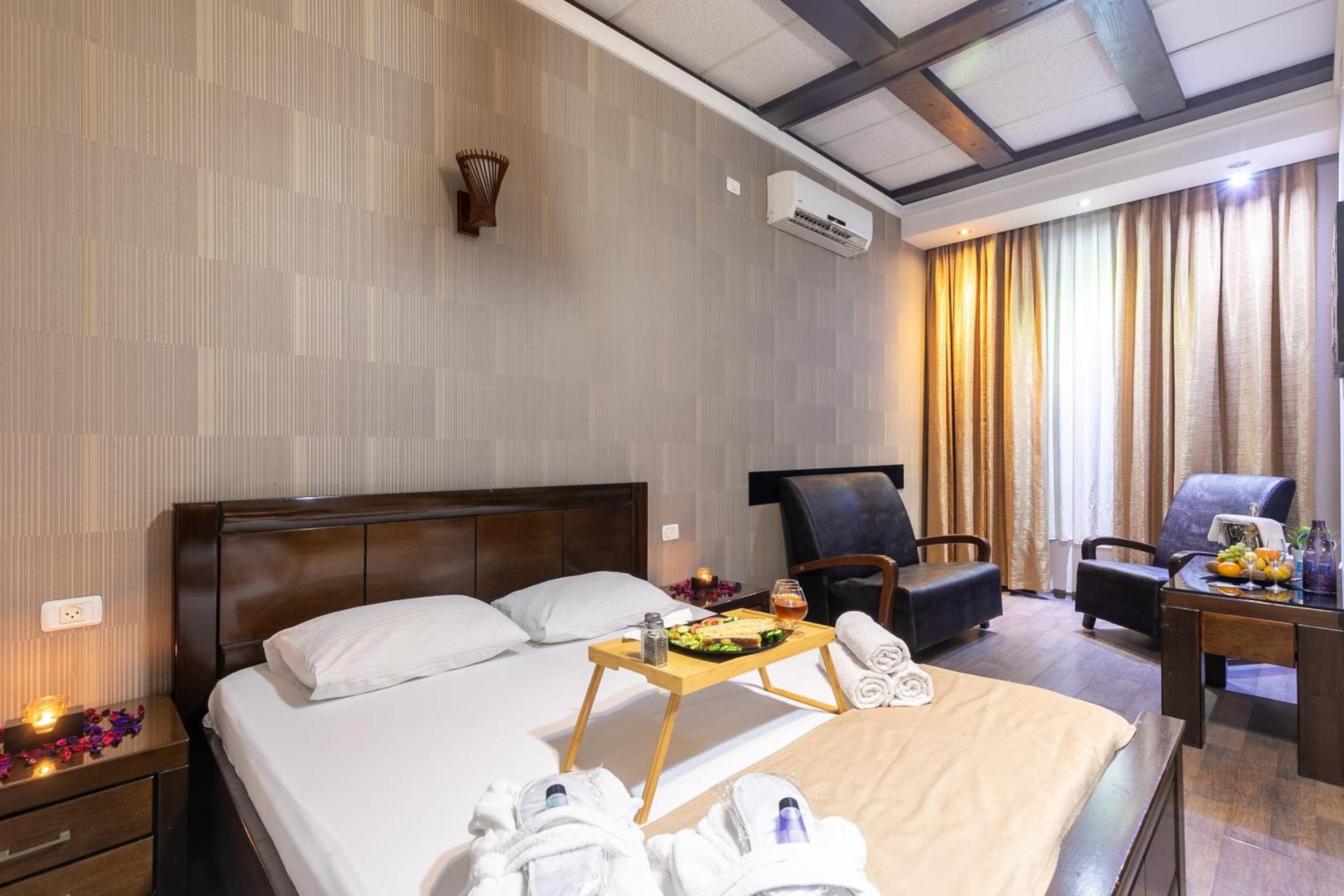 Hotel House Rishon LeZion Eksteriør billede